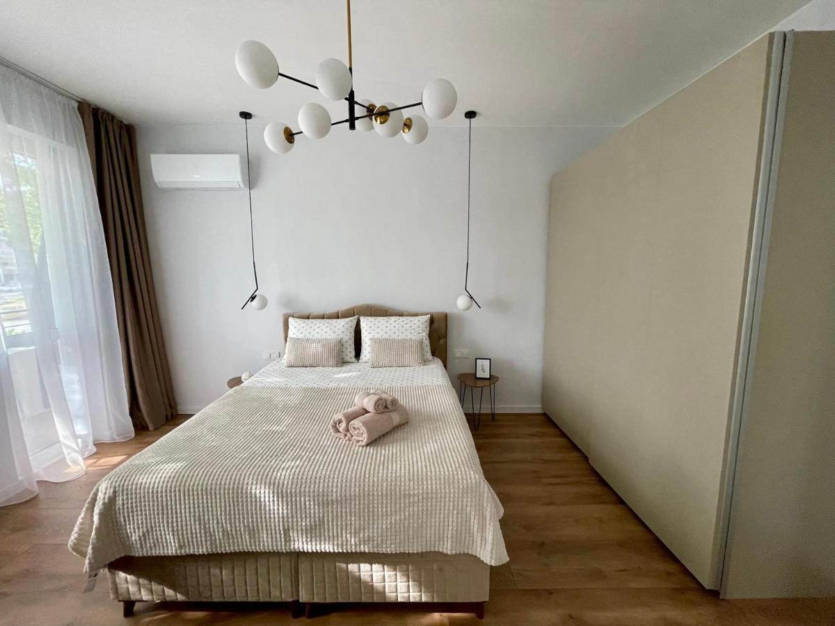 Vanquish Central Apartment Várna Kültér fotó