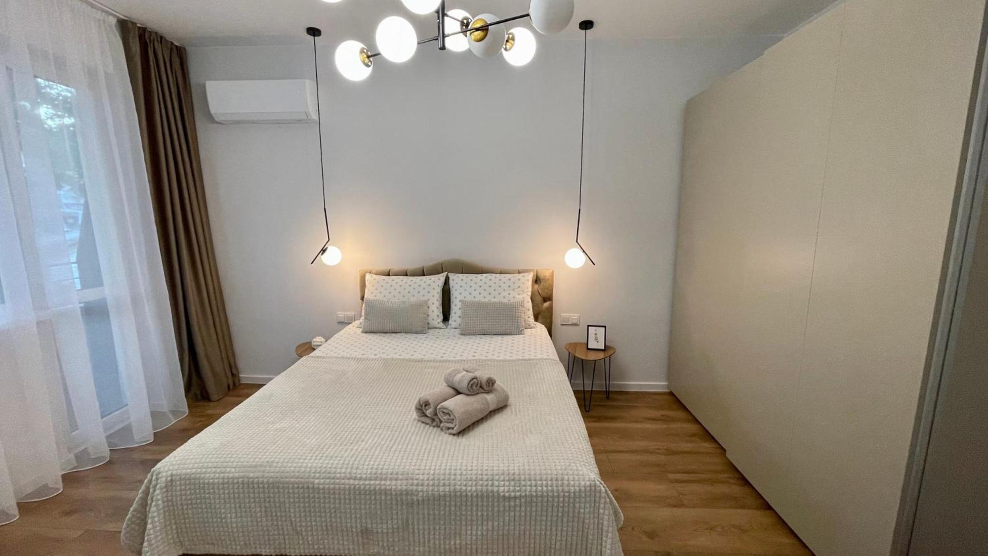Vanquish Central Apartment Várna Kültér fotó