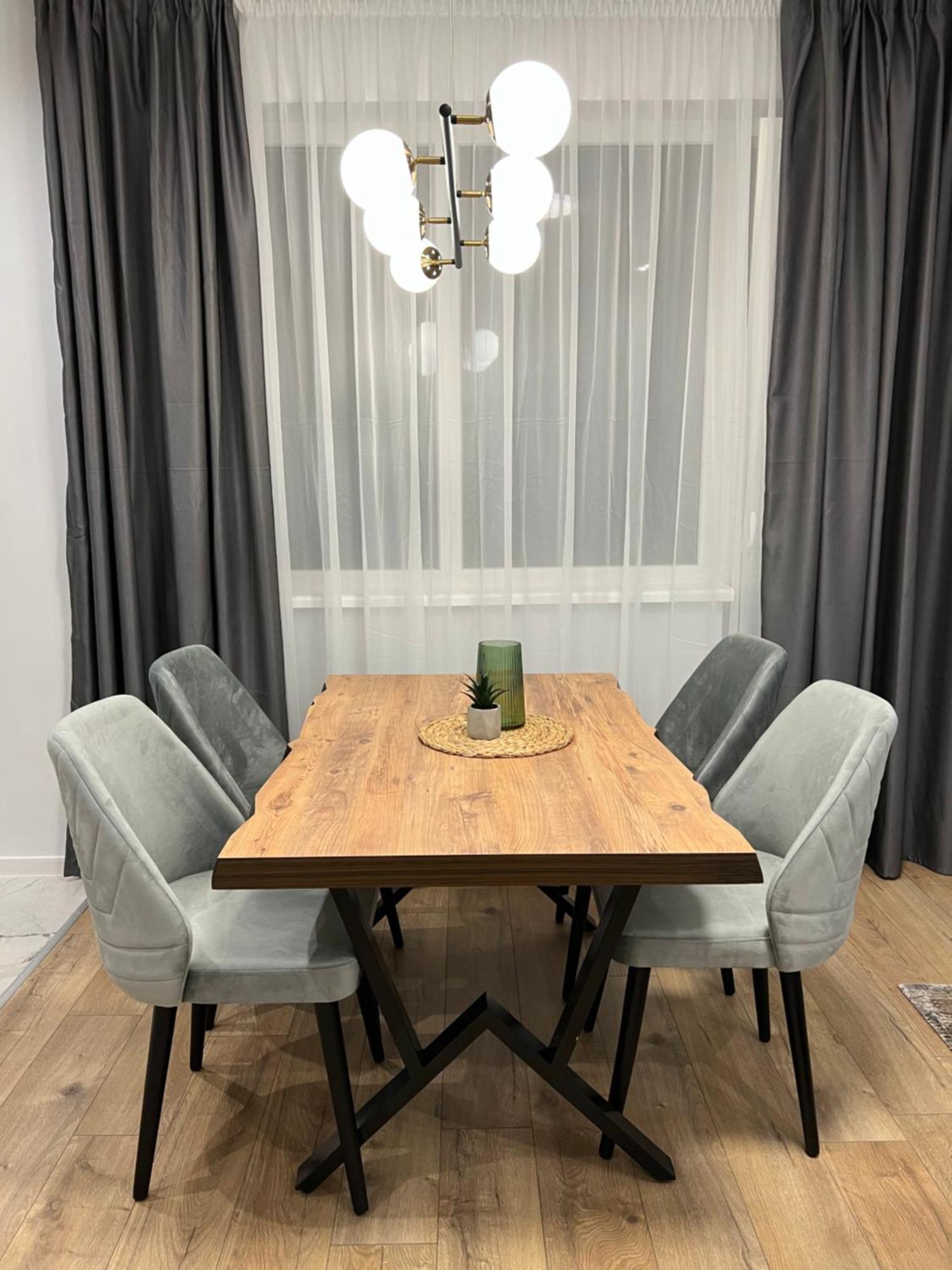 Vanquish Central Apartment Várna Kültér fotó