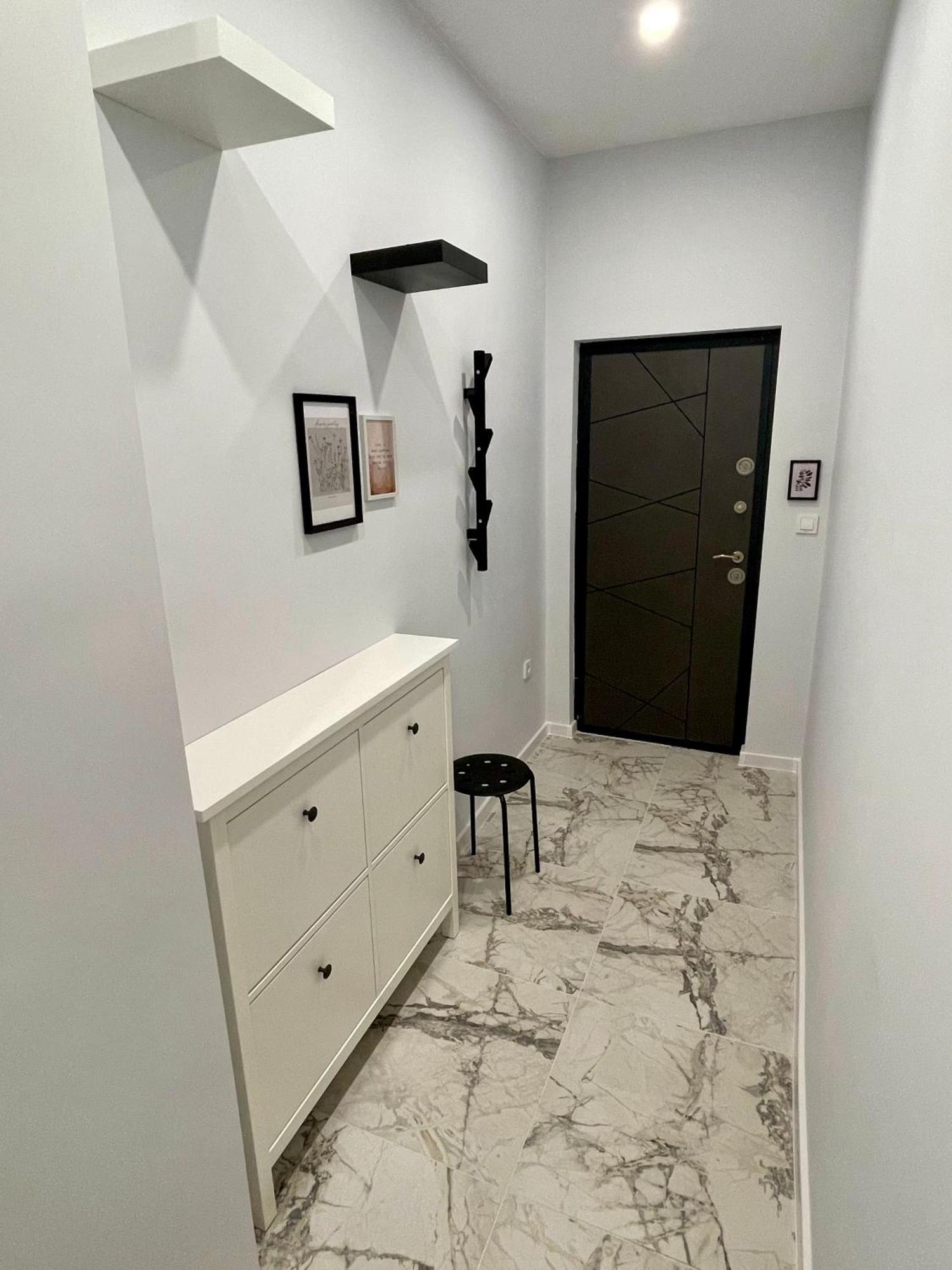 Vanquish Central Apartment Várna Kültér fotó